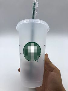 Meerjungfrau-Göttin-Kaffeetasse, 710 ml, Kunststoffbecher, wiederverwendbar, transparent, zum Trinken, flacher Boden, säulenförmiger Deckel, Strohhalmbecher