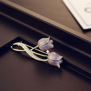 Ny trendig mode lyxdesigner glittrande söt härlig diamant dubbel rosor blomma eleganta stift broscher smycken för kvinna flickor238n