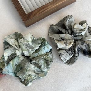 Fermagli per capelli Temperamento all'ingrosso Retro Raso Soffice Inchiostro Pittura a olio Tie Dye Elastico Scrunchie Tessuti avanzati Accessori per corda