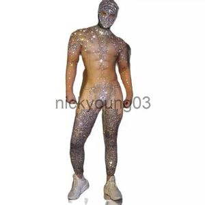 Tema traje sexy strass macacão homem muscular nu impressão macacão pedras headwear masculino gogo dançarino traje festival outfit clubwear x1010