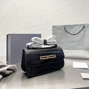 Designer Messenger Bag Autumn/Winter new crossbody bag Fashion Chain bag Classic leather shoulder bag Metallic sequin letter luxury handbag