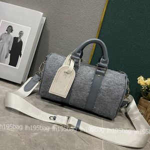 Modedesigner väskor tygväskor damer tote man väska en axel crossbody stor shoppingväska