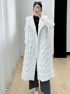 Women's Wool Blends Miyake Pleated Long Coat Women's Winter High Fashion Casual Solid Color Single Breasted Cotton Coat 231010