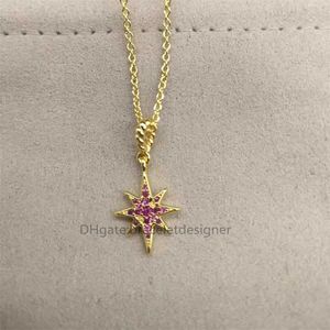 Kvinnors designer Iced Necklace Gold Out Round Luxury Halsband Cross Jewlery Red Diamond Entwined Pendant Loops Design Personliga smycken Tillbehör