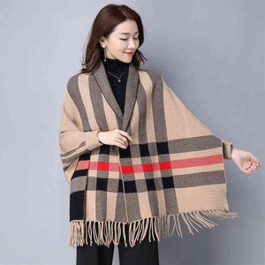 ZJZLL Moda Longa Franja Multicolor Inverno Quente Xale E Envoltório Com Mangas Xadrez De Malha Pashmina Listrado Capa Suéter Poncho Y3386