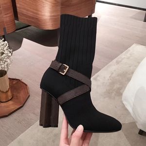 Designer-Stiefel, Martin-Stiefel, 23, neuer Stil, Gürtelschnalle, Dekoration, dicker Absatz, erhöhte Stiefel, elastische Stoffstiefel, warm und kältebeständig, modische Damen-Bankettstiefel