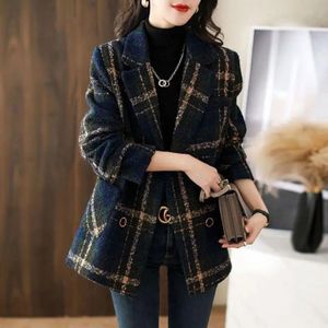Women's Wool Blends Autumn Winter Women's Woolen Coat Fashion Korean Loose Coat Vintage Plaid Patchwork Suit Collar Woolen Coats 231010