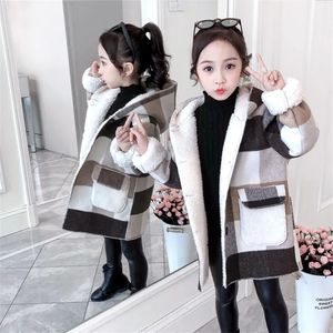 Coat Kids Girl Overcoat Winter Fashion Plaid Wool for Girls Teens Autumn Jacket Warm Outerwear Children Windproof 231009