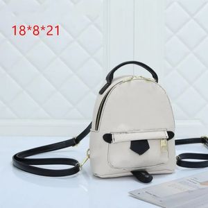 Designer 2023 Leather Backpack Bag Fashion Casual Women Small Shoulder Back pack Style