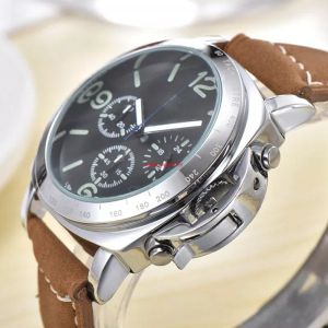 Men's luxury Quartz Watch fashion leisure six needle Multi-function luminous Calendar Belt Watches 1477