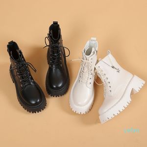 Designerski buty czarne skórzane kostki chelsea botki płaski dolny płaski dolny buty gruboziarniste pół butów