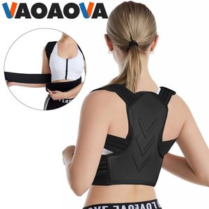 Back Support Posture Corrector för män och kvinnor övre rygg ryggstång för krossstöd hjälper till att omforma din kroppshemskontorsport 231010