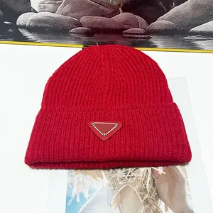 Schädelkappen, winddicht, gelbe Designer-Mütze, strickende Retro-Gorras, männlich, reif, einfarbig, Designer, kreativ, Luxus-Designer-Mützen, Winter, Herbst, pj019