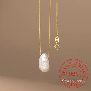 Pendant Necklaces S925 Sterling Silver Irregular Flat Pearl Choker Necklace Pendant for Women 14K Gold Plated Necklaces Wedding Party Jewelry Gift 231010