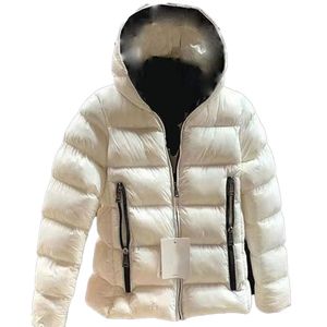 Down jacket designers designed jackets for winter men and women in fashion and quality, a variety of styles. Choose us, the whole summer belongs to you.