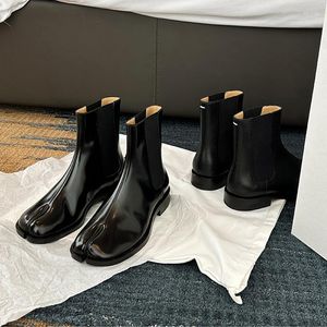 Stiefel Herbst und Winter Split Toe Schweinsfüße Schuhe Englischer Stil Offene Kante Perlen Chelsea Martin Kurze Frauen