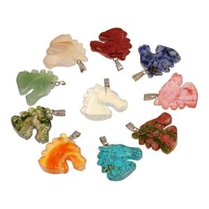 Pendanthalsband 5st Lot Horse Head Carving Natural Stone Quartz Crystal Halsband för smycken Making Chakra Energy Pendulumpenda289p