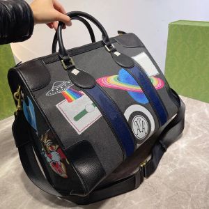 Fashion Designer 2023 Briefcases bags Fashion Unisex Handbags Men's Travel Bags Woman Soft Handle Messenger Bag with dust bag G2310123PE-6