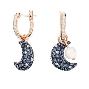 Brinco Swarovskis Designer Jewels Qualidade Original Luna Moon Pearl Brincos para Mulheres Assimetricamente Usando Elementos Brincos Requintados de Cristal para Mulheres