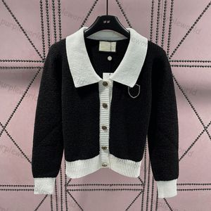 Cardigan de malha feminino preto e branco combinando lapela cardigan camisola casaco casual moda peito crachá design