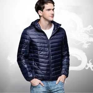 Herren Daunenparkas Entendaunenjacke Männer mit Kapuze Kurzer, lockerer, übergroßer Kapuzenpullover Ultraleichte weiße Entendaunenjacken Warme Enten-Outwear-Hoodies Großhandel 231010