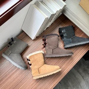 Designer-Stiefel Australien-Hausschuhe Tasman Tazz Frauen-Plattform-Winter-Booties-Mädchen-Schnee-Stiefel-Fell-flauschiger Knöchel-kurzer halber Stiefel-Schwarz-Kastanien-Rosa-Fliege-Schuhe 35-41