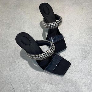 Sandálias senhora mulheres 2023 preto sapatos de salto alto chinelos sandalias mujer mocassins apartamentos designer bombas strass cristal mulas
