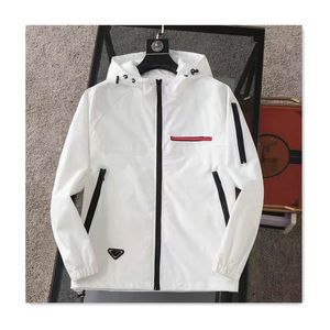바람 방향 디자이너 남성 재킷 MENS 외부웨어 고품질 패션 후드 레드 삼각형 디자이너 재킷 야외 따뜻한 캐주얼 남성 재킷 남자 코트