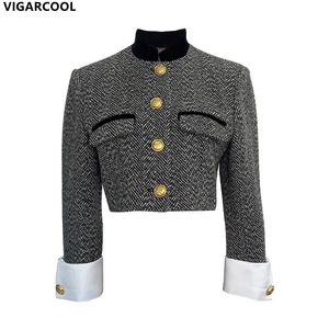 Women's Jackets Retro Fashion Jacket Spring Women's clothing design sense stand-up collar equestrian clothing French tweed short Coat Women 231010