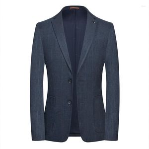 メンズスーツ2023秋と冬の高品質のファッションハンサムビジネススーツジャケットヤング2バックルシングルウェストシャツ