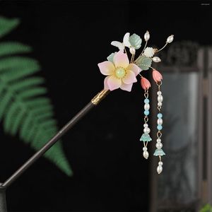 Hårklipp träpinnar gafflar blommor huvudstycken kinesiska pinnar stil tillbehör hängsmycken för kvinnliga ornament