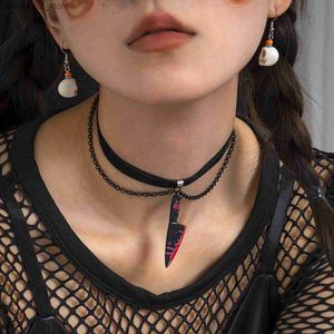 Weitere Modeaccessoires Neue Gothic Punk blutiges scharfes Messer Anhänger kurze Halskette für Frauen Mode Retro Halloween Schlüsselbein Halsband Schmuck Geschenk Q231011