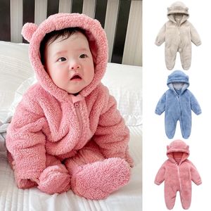 Rompers babykläder 012 månader för vinter spädbarn födelse kostym född tjej pojke söt björn jumpsuit långärmad barn bodysuit 231010