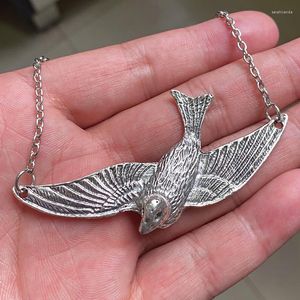 Pendant Necklaces 2023 Fashion Retro Peter Pan Big Swallow Necklace Antique Bronze Collar Rockabilly Bird Choker For Women Gifts Jewelry