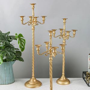 Decorative Objects Figurines 637389cm Metal Candelabra 5 Arms Gold White Silver Candle Holders Candlestick for Wedding Table Decorations Pillar Decor 231010