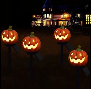 1pc Luce solare Jack-o'-lantern di Halloween, Decorazione di Halloween, Luce solare per prato, Decorazione impermeabile per esterni, Decorazione per prato da giardino, Jack-o'-lantern in resina post