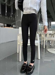 Spodnie damskie Capris Designer Nowe majtki literowe gumowe opaska talia emblemat Slim Noga długość wszechstronne legginsy EBP9