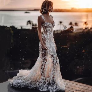 Sexig blommig sjöjungfru bröllopsklänningar 3D spetssapplikationer backless strand ärmlös brud klänning svep tåg mantel de mariee
