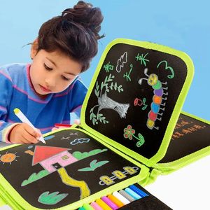 Clipboards Baby Toy Set Erasable Målning Ritning Toys Black Board med Magic Pen Chalk Målande målarbok Funny Toy Kid Målningsbräda 231007