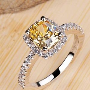 Estilo famoso de alta qualidade SONA amarelo claro quilates anel de diamante quadrado banhado a platina feminino anel de noivado de casamento moda fina j233O