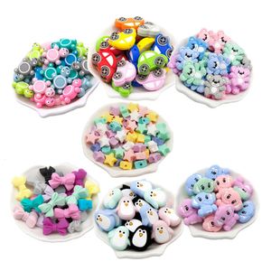 Teethers Toys Cuteidea 10pcslot Various Styles Silicone Beads Rodent Teeth Care Teething Ring DIY Baby Pacifier Chain Bracelet Gift BPAFree 231010