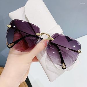 Solglasögon Square Women Brand Designer Fashion Rimless Gradient Sun Glasses Shares Cutting Lins Ladies Frameless Eyeglasses