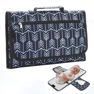 Cloth Diapers Waterproof Baby Changing Pad Portable Multifunction Diaper Changing Bag Pad Baby Mom Clean Hand Folding Mat Infant Care Products 231006