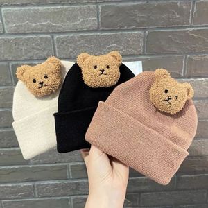 Czapki czapki koreańskie kreskówka niedźwiedź dziecięcy chłopcy chłopcy dziewczyny zima ciepłe urocze zwierzęta maluch dzieci kapary czapce maska ​​231010