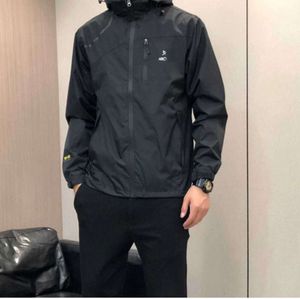 Kurtka łukowa męska designerka z kapturem nylon Waterproof Gore Tex Zipper Jacki Wysokiej jakości 3 w 1 lekki płaszcz sporty na zewnątrz płaszcze oddychające projekt 225ess