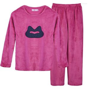 Kvinnors sömnkläder vinterflanell pyjamas tecknad långärmad korall fleece varm bär kvinnor pajamas ko djur