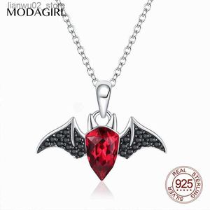 Andra modetillbehör Modagirl Drop Demon Wings Pendant Halsband med Red Austrian Crystal 925 Sterling Silver Chain för hennes Halloween Jewelry Gift Q231011