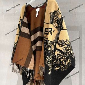 Wholesale Women's Luxury Cape Cape Classic caramel check double-sided sheepskin wrapped wool cape scarf cape High dual-use fashion