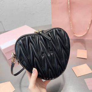 women heart bag leather elegant handbags mini designer bags Girls Cute Shoulder Crossbody Bag Fashion Chain Phone Purse 231011