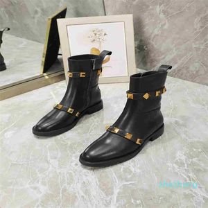 2023-new luxury women's boots with slim and fashionable street photos antique gold nails that won't fade zippered single